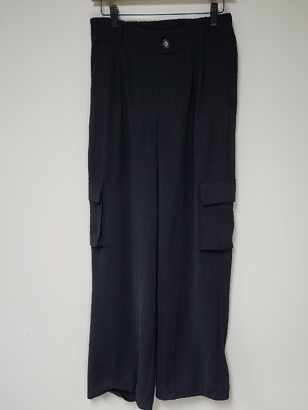 Wide Leg Lux Crinkle Cargo Pants - Picture 3 of 9